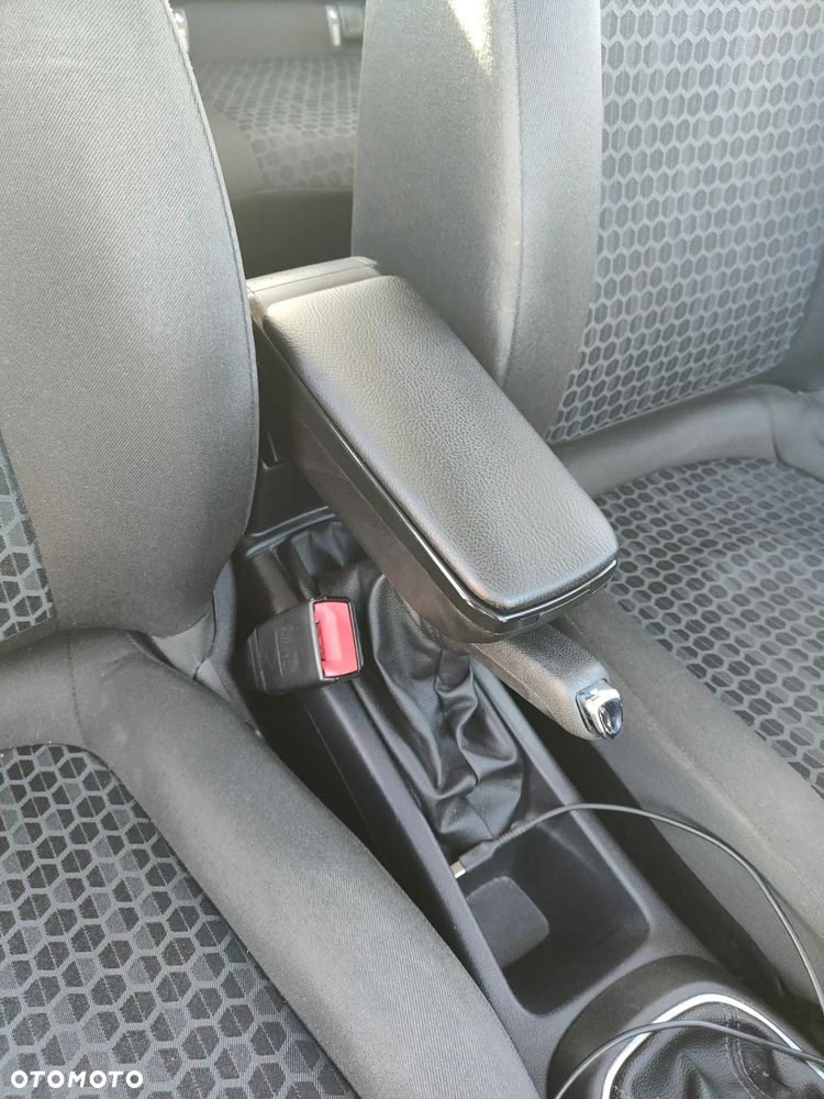 Opel Corsa 1.4 Enjoy - 11
