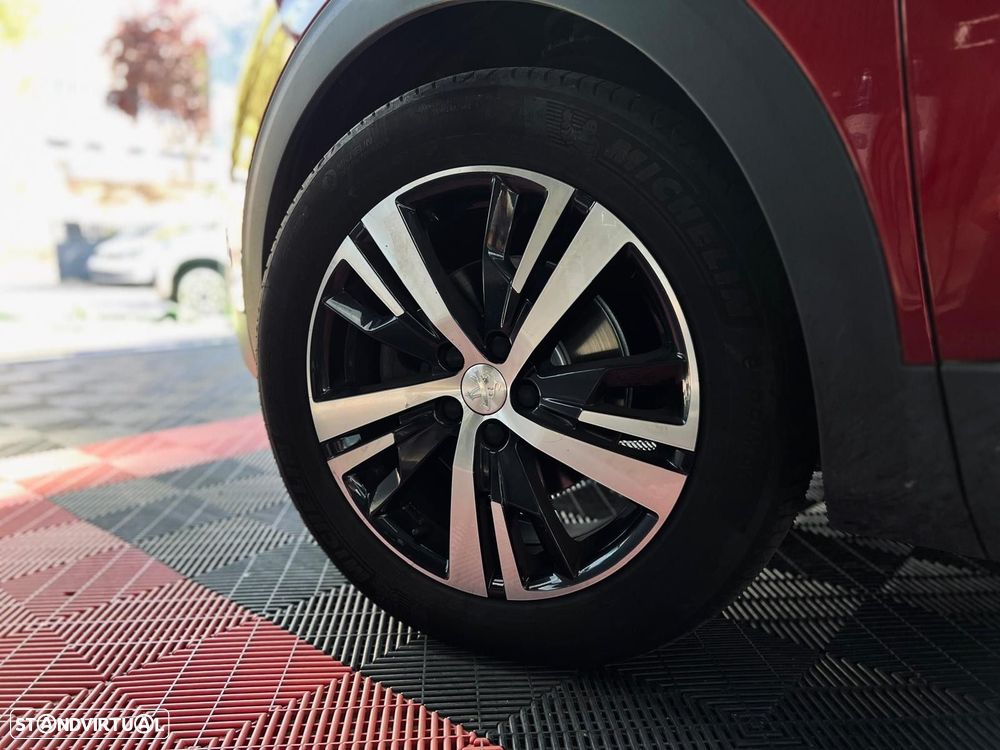 Peugeot 3008 1.2 PureTech GT Line EAT8 - 17