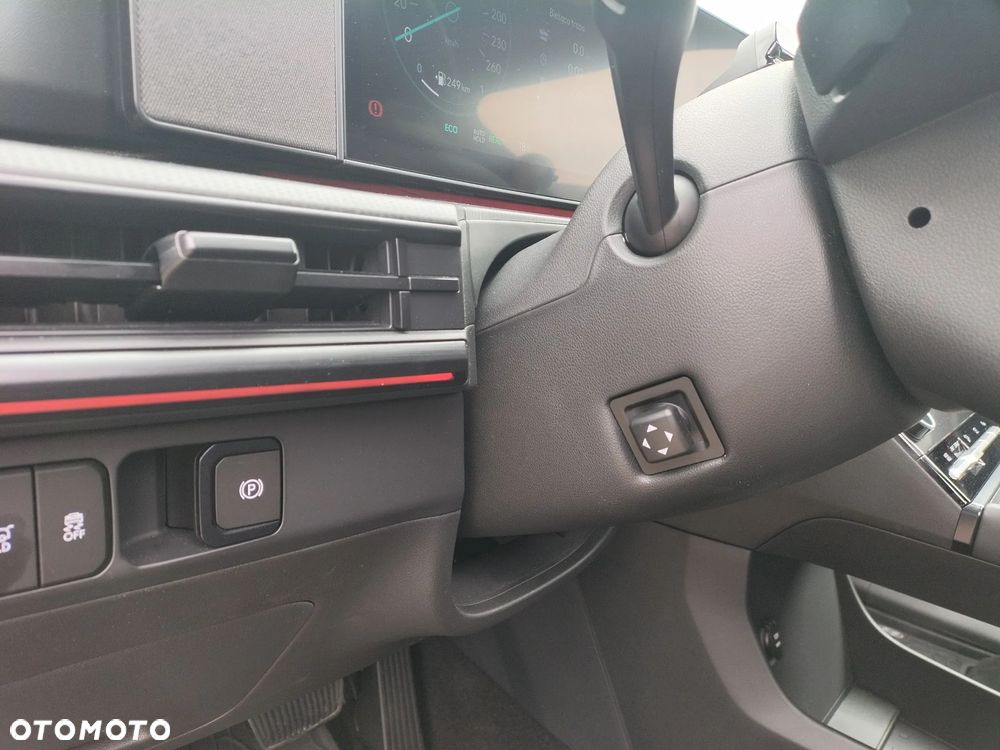 Hyundai Santa Fe 1.6 T-GDI HEV Calligraphy 4WD 6os - 24