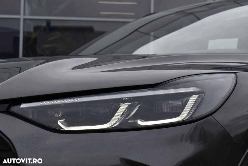 Ford Kuga - 8