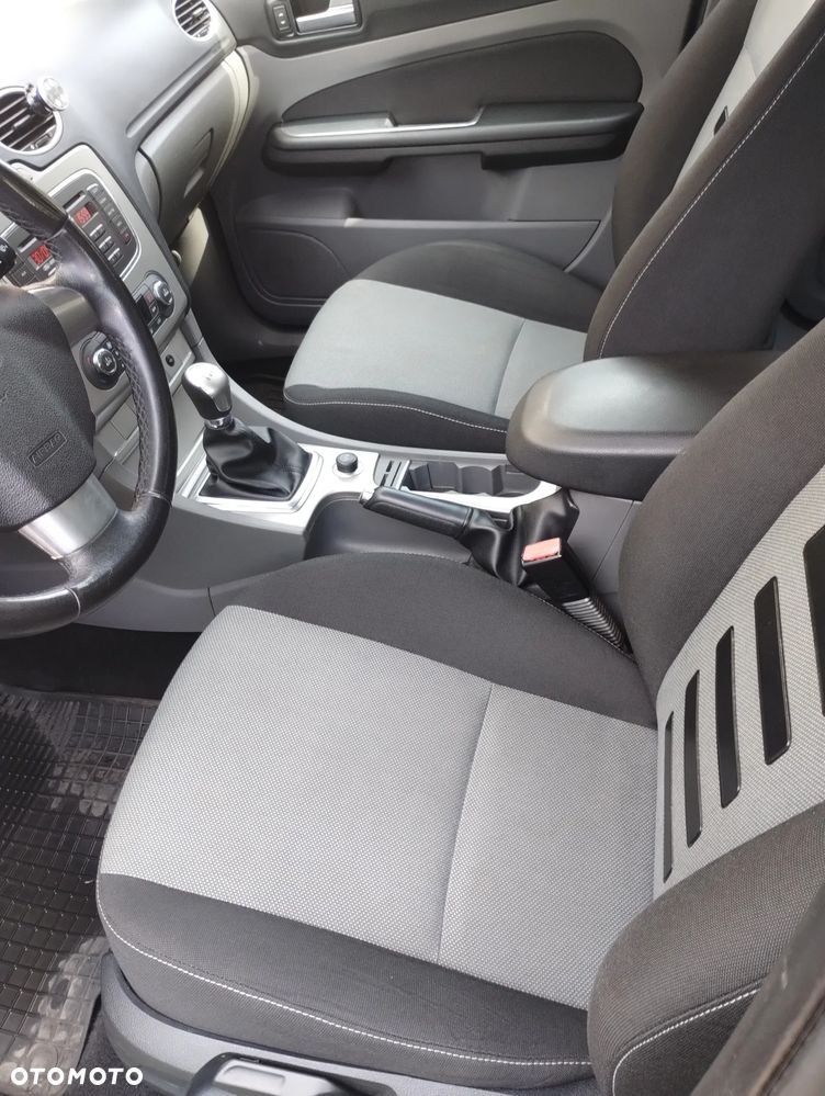 Ford Focus 1.6 Gold X EU5 - 12