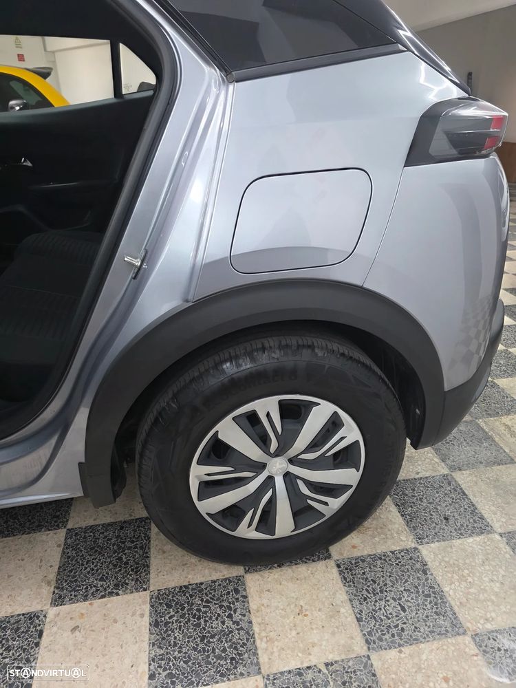 Peugeot e-2008 50 kWh Active Pack - 11