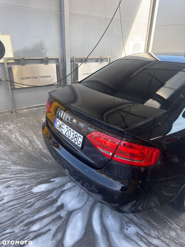 Audi A4 Limousine 2.0 TDI - 9