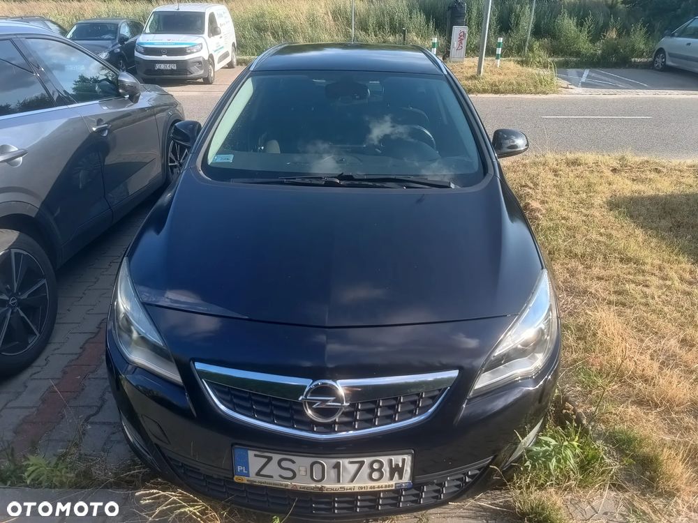 Opel Astra 1.4 T Cosmo - 1