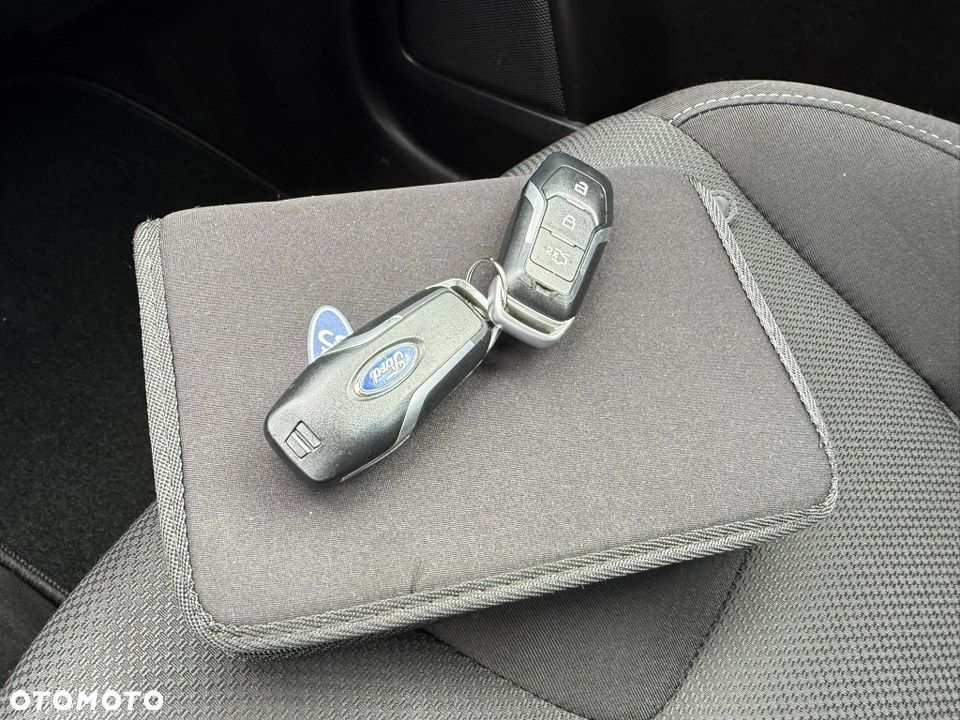 Ford S-Max 2.0 TDCi Titanium - 40