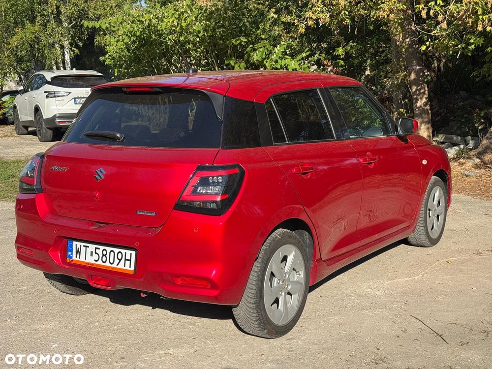 Suzuki Swift 1.2 Dualjet SHVS Premium Plus CVT - 2