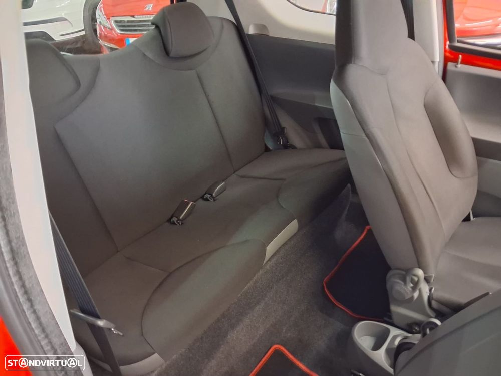 Toyota Aygo 1.0 - 14
