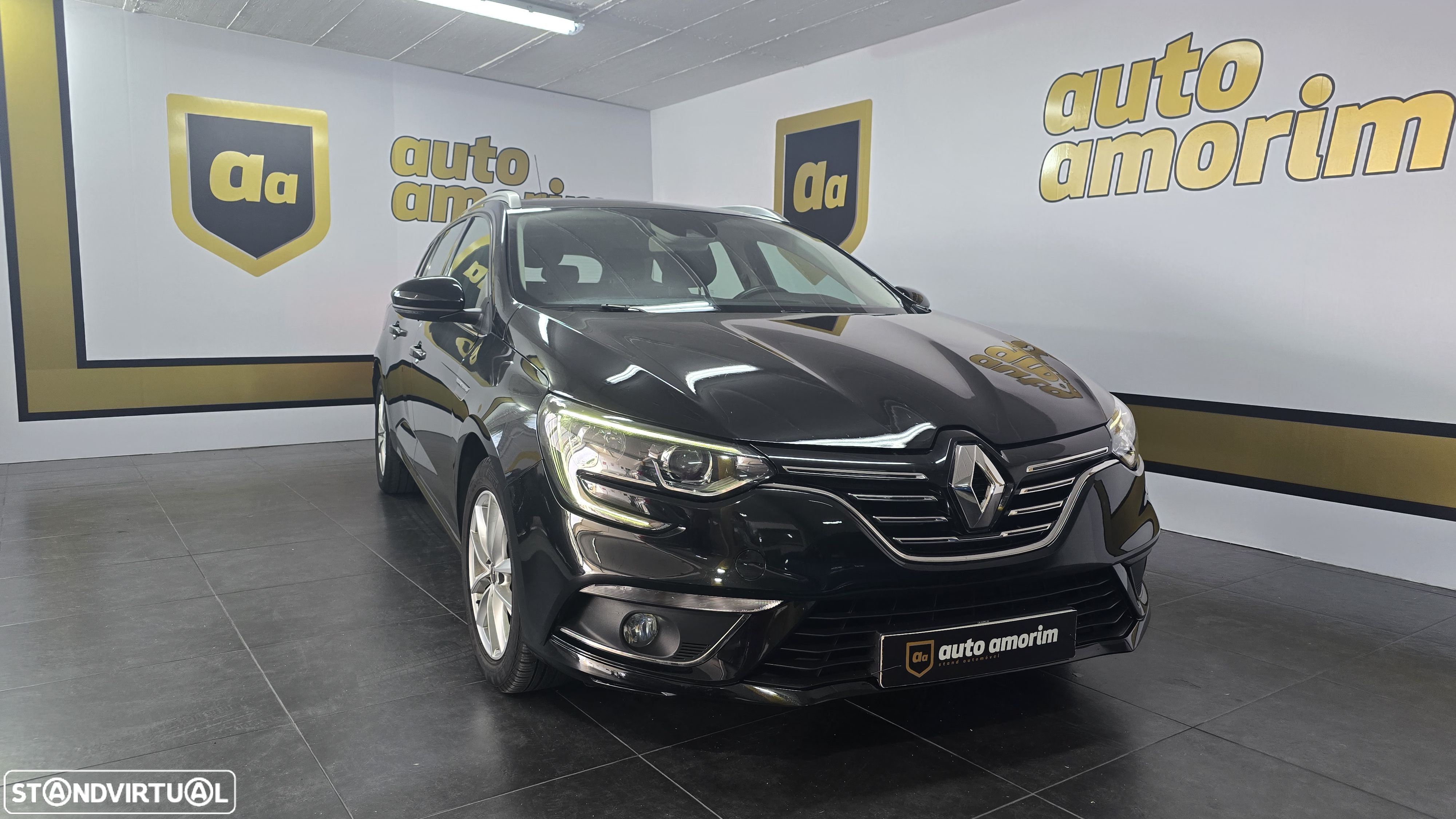 Renault Mégane Sport Tourer 1.5 Blue dCi Limited J17 - 8
