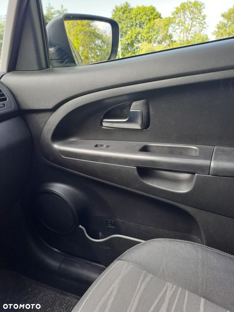 Kia Venga 1.6 Business Line - 26