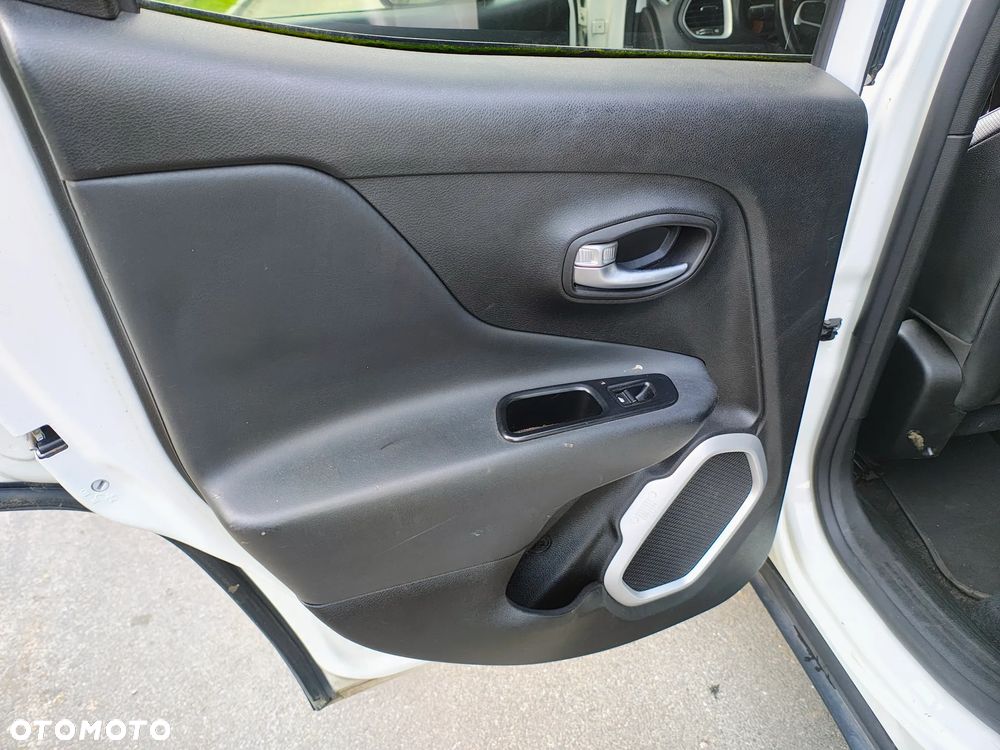 Jeep Renegade 1.4 MultiAir Limited FWD S&S - 16