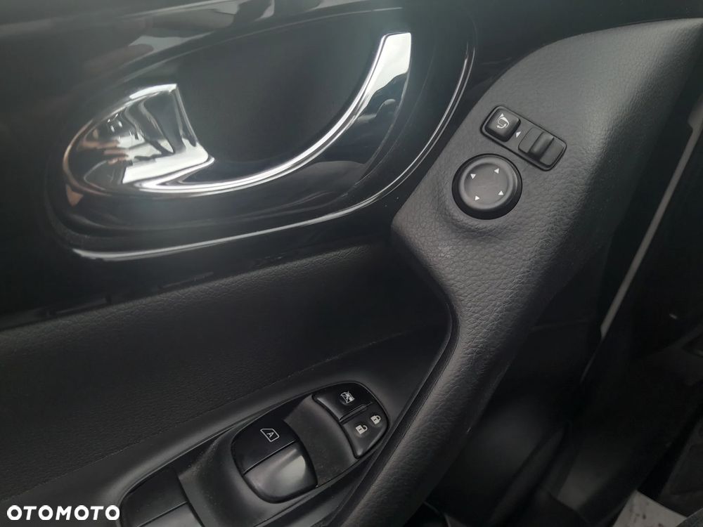 Nissan Qashqai 1.2 DIG-T N-Vision EU6 - 15