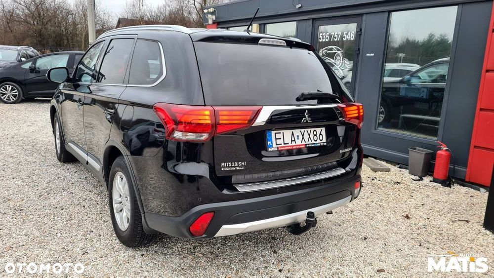 Mitsubishi Outlander - 13