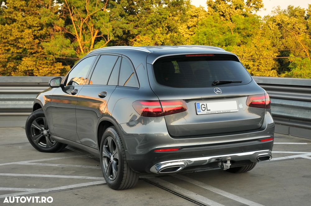 Mercedes-Benz GLC 220 d 4MATIC 9G-TRONIC - 5