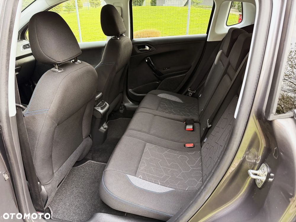 Peugeot 2008 PureTech 130 Stop&Start EAT6 Allure - 18
