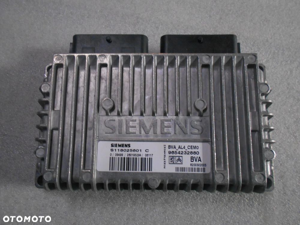 ZESTAW STARTOWY CITROEN C8 2.0HDI CAMPER  FIAT ULYSSE 2.0 HDI SKRZYNIA  BIEGOW  AUTOMAT - 4