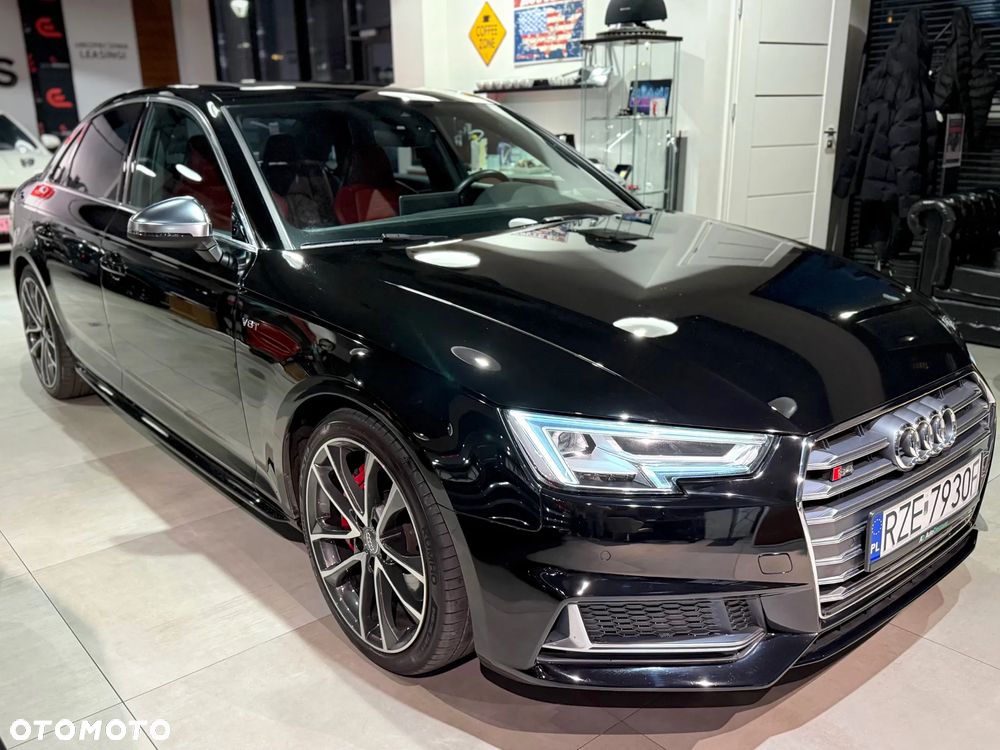 Audi S4 Limousine - 2