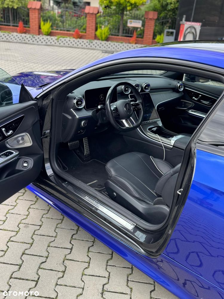 Mercedes-Benz CLE 300 4Matic 9G-TRONIC Edition AMG Line - 9