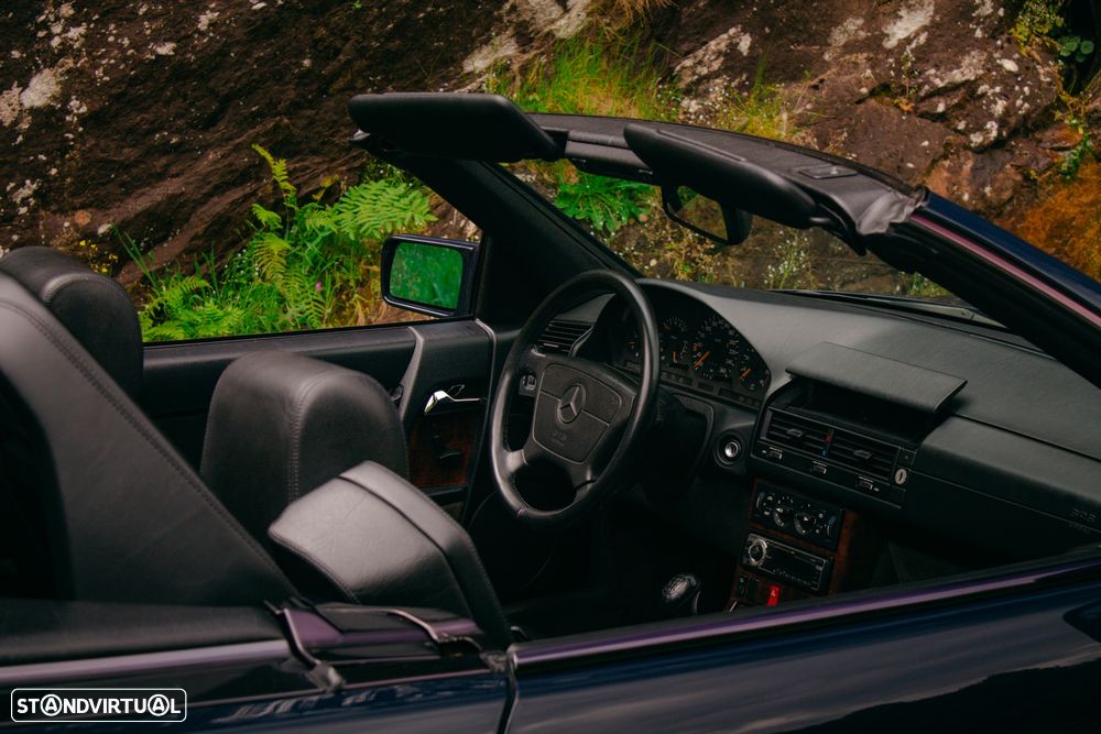 Mercedes-Benz SL 300 24V - 10