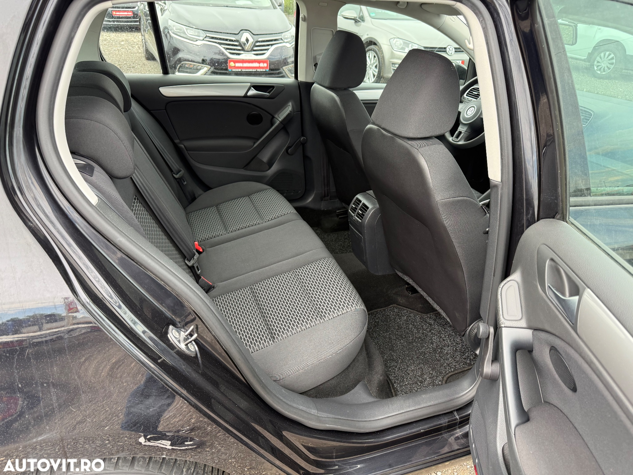 Volkswagen Golf 1.6 Trendline - 11