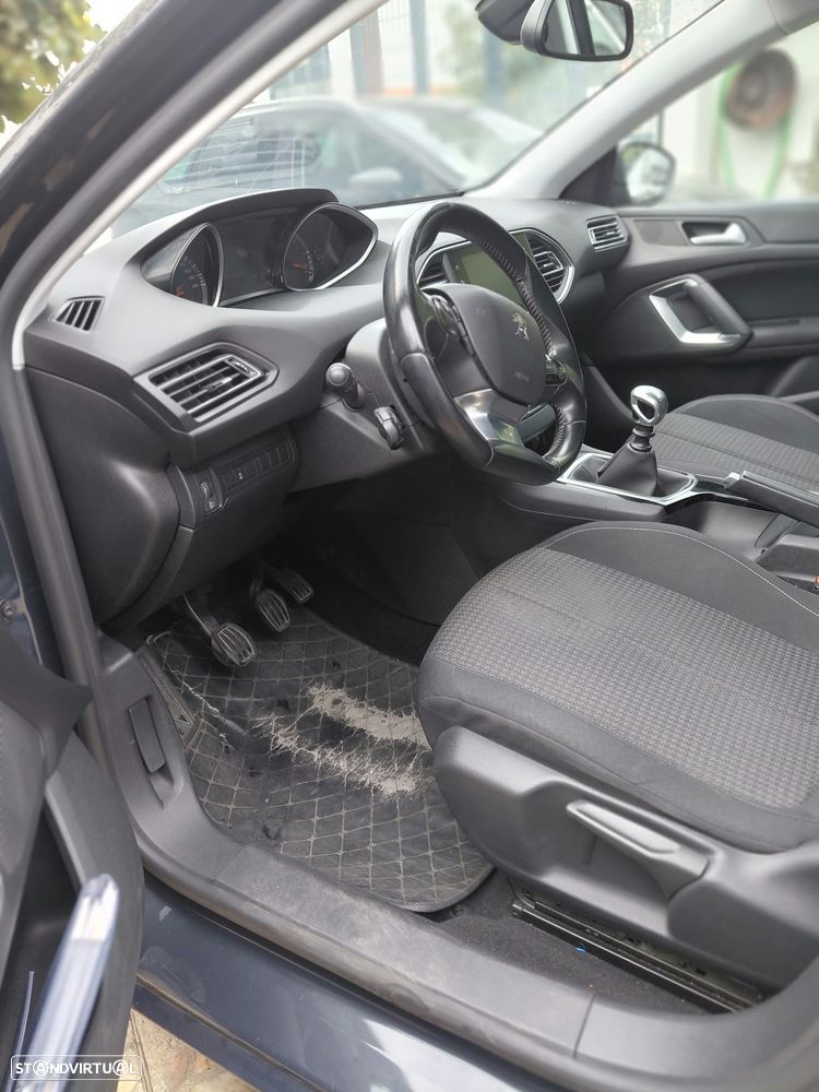 Peugeot 308 SW - 2