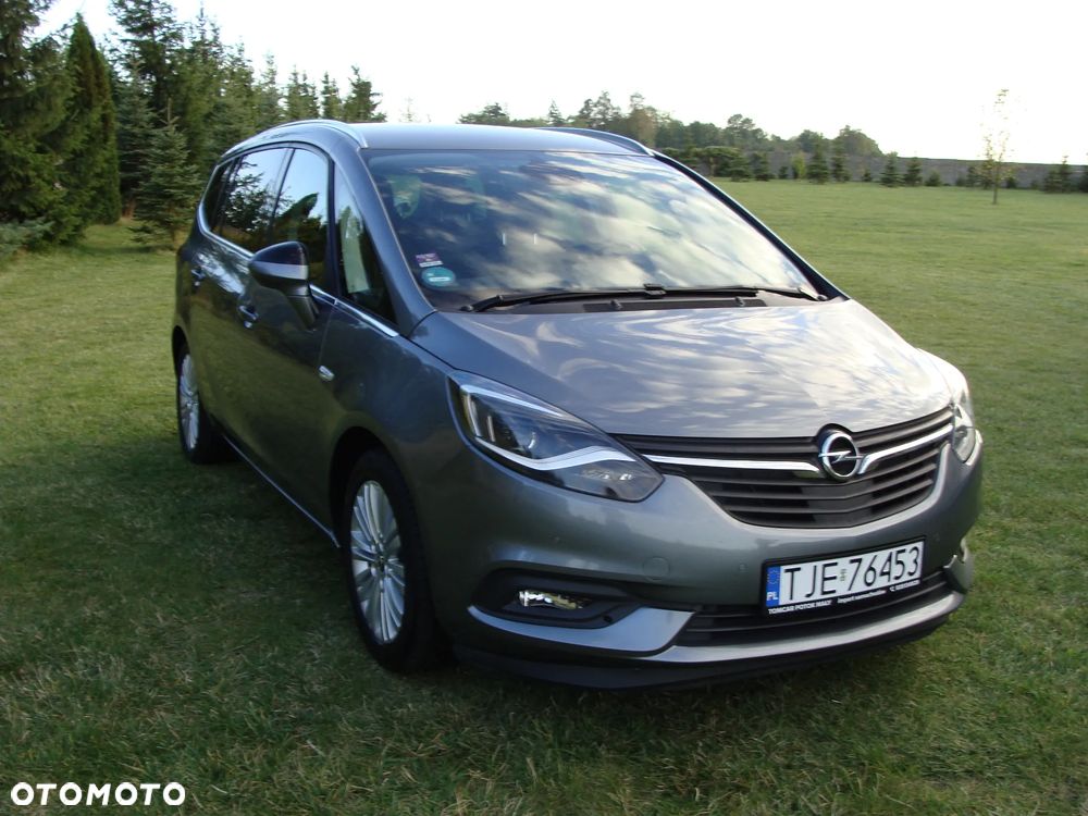 Opel Zafira - 11