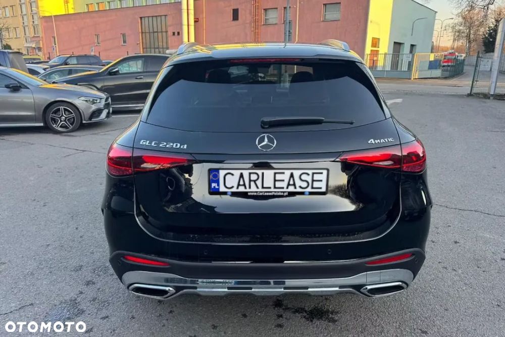 Mercedes-Benz GLC 220 d mHEV 4-Matic AMG Line - 4