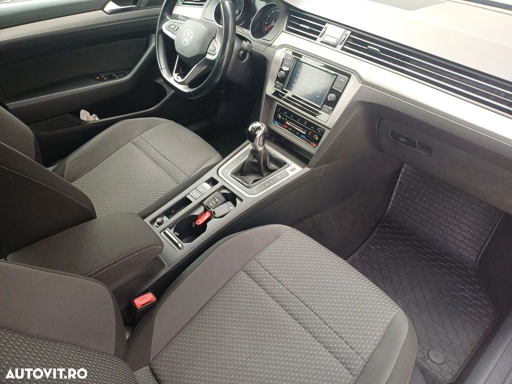 Volkswagen Passat 1.5 TSI ACT Advance - 24