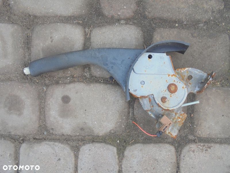 DŹWIGNIA HAMULCA RĘCZNEGO TOYOTA COROLLA E12 - 1