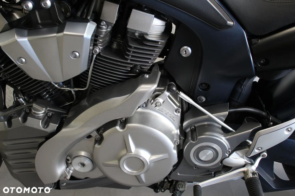 Yamaha MT - 4