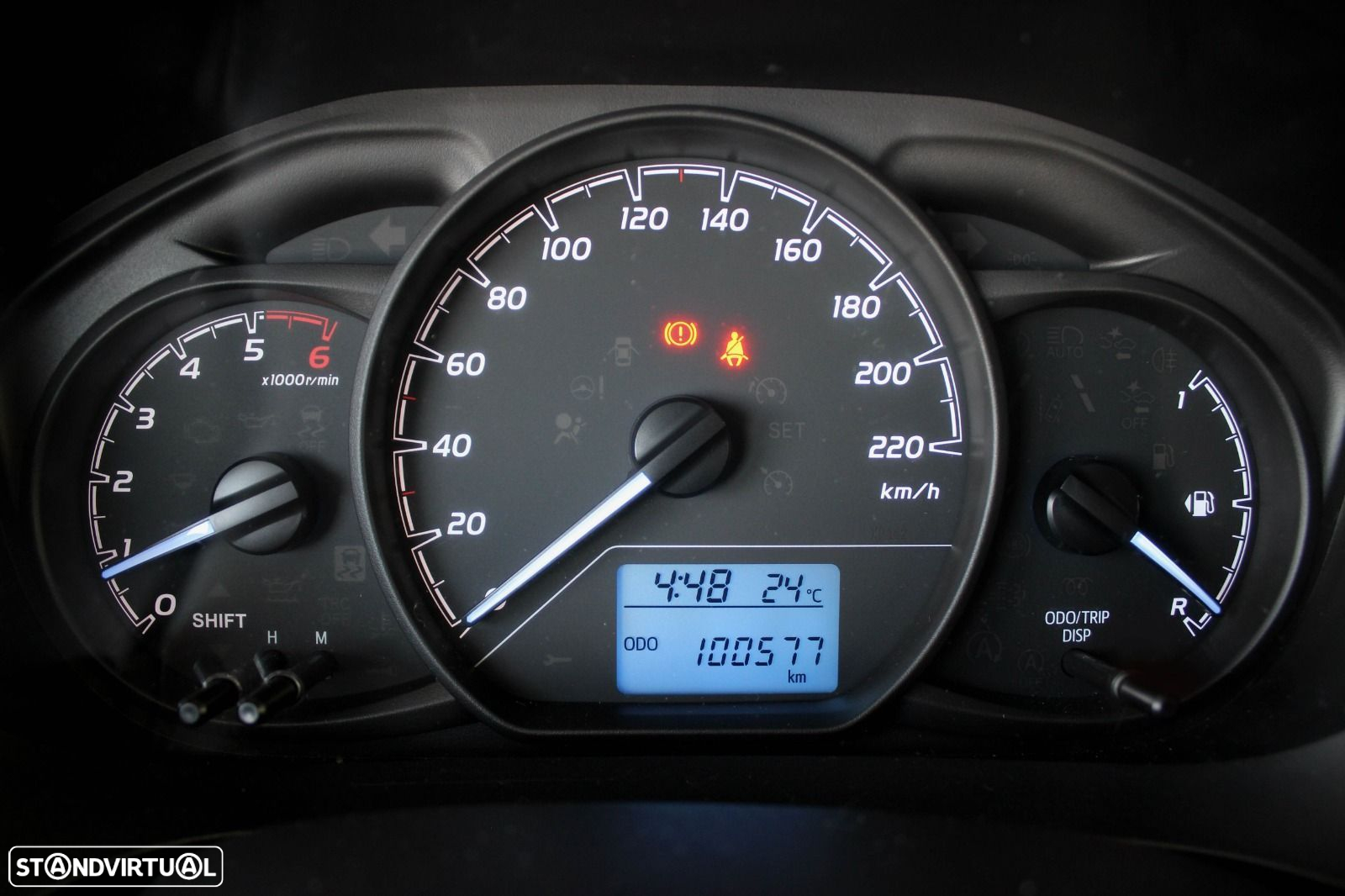 Toyota Yaris 1.4 D-4D ACtive - 13