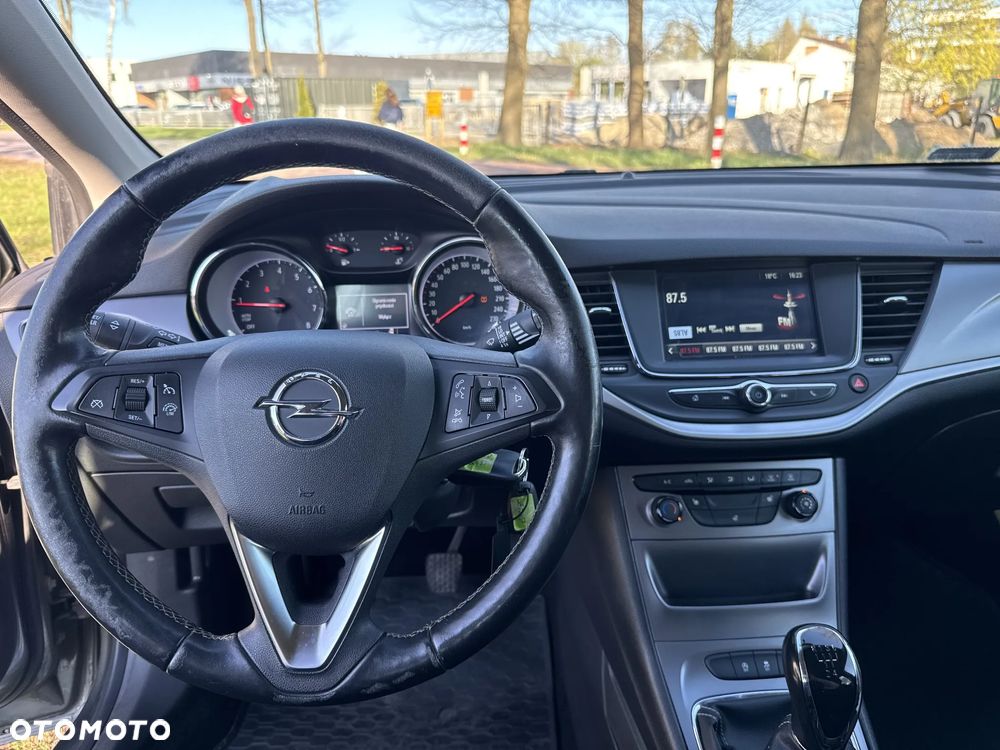 Opel Astra 1.0 T Enjoy S&S - 15