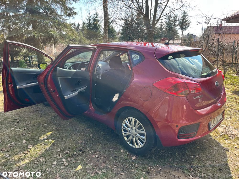 Kia Ceed - 3