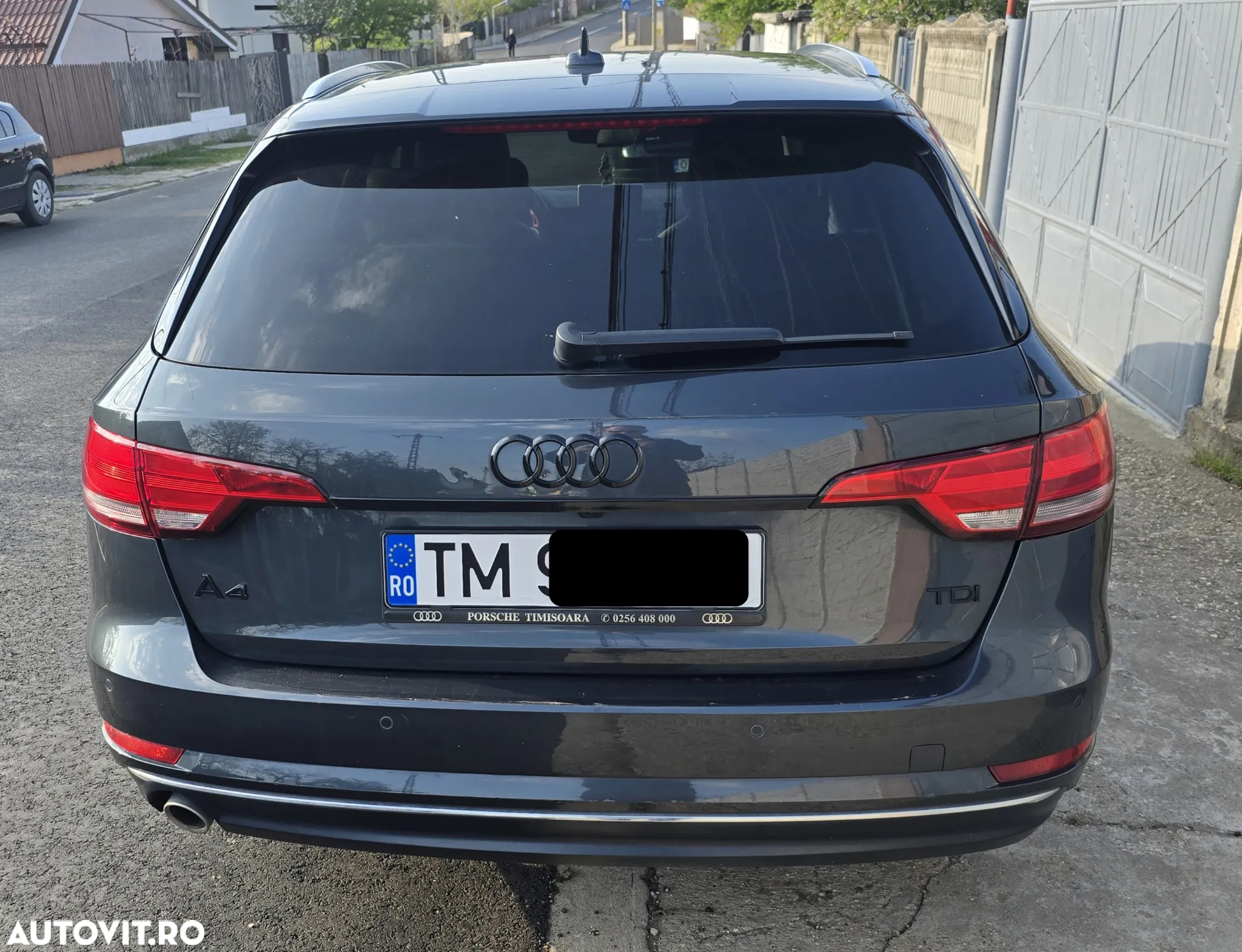 Audi A4 Avant 2.0 TDI S tronic - 4