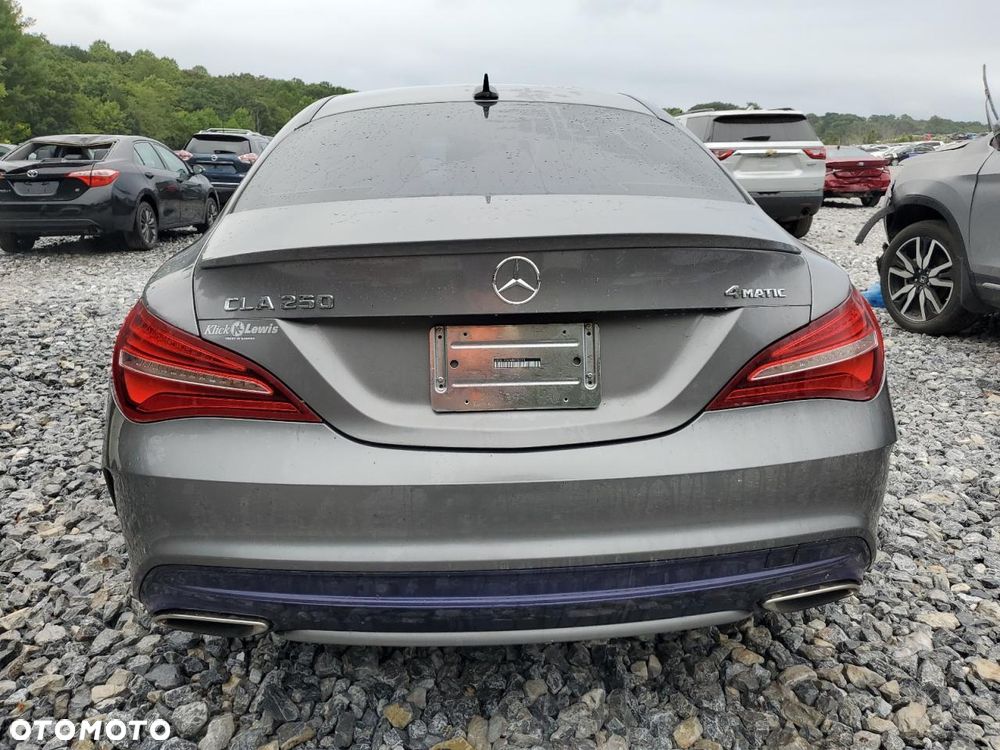 Mercedes-Benz CLA 250 4Matic 7G-DCT AMG Line - 5