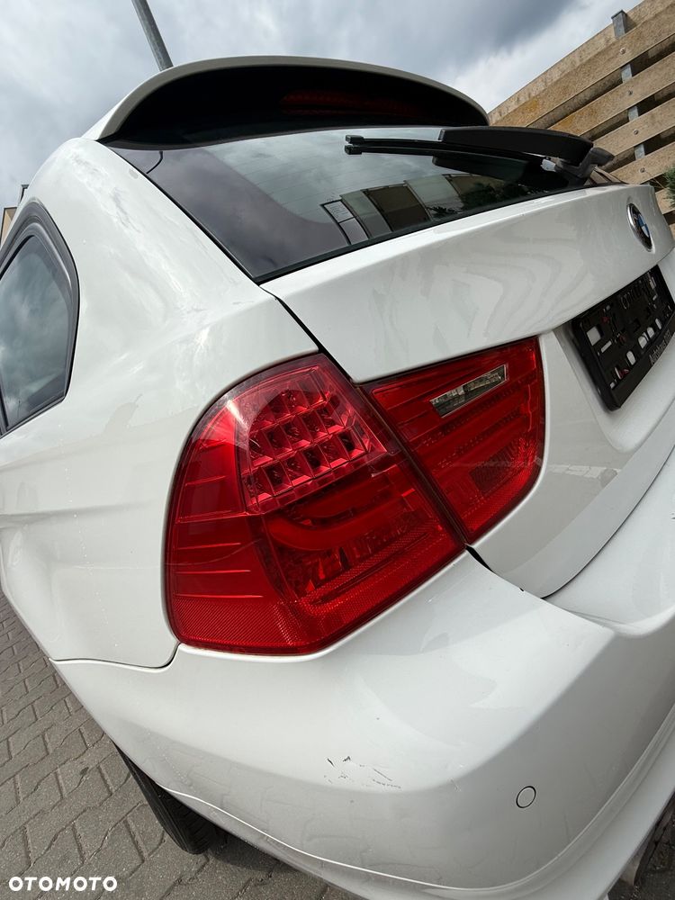 BMW Seria 3 318d - 14