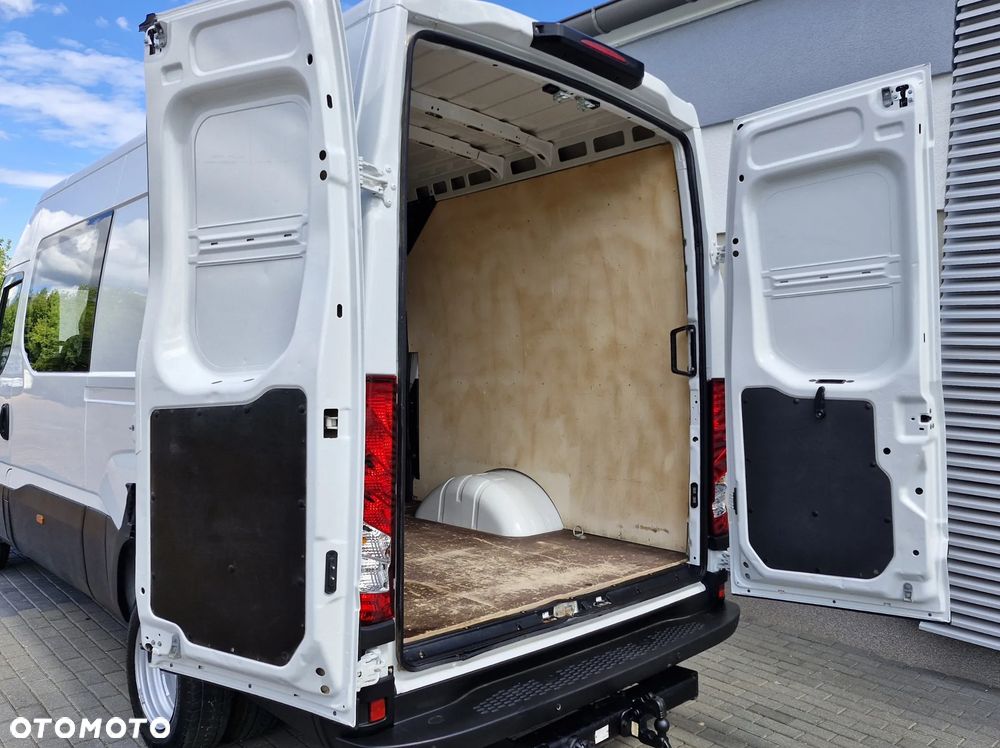 Iveco Daily, 35C16, DOKA, 7 miejsc, BRYGADÓWKA, tempomat, klima, hak - 10