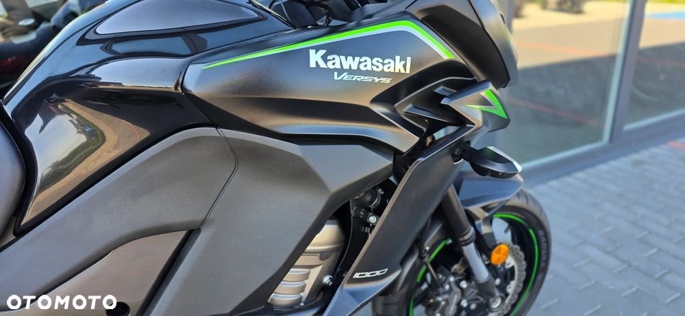 Kawasaki Versys 1000 - 11