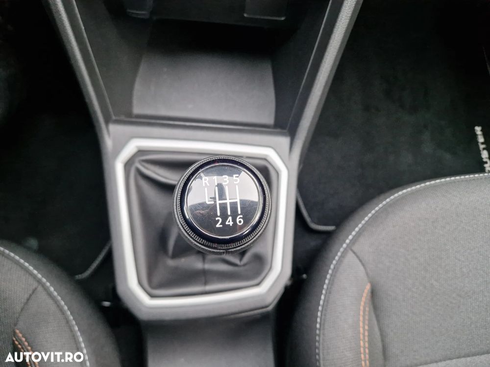 Dacia Sandero Stepway TCe 90 MT6 Expression - 17