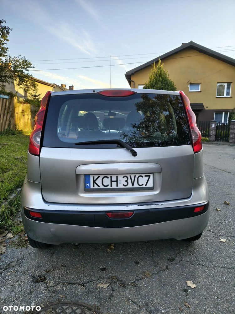 Nissan Note 2006 photo 4