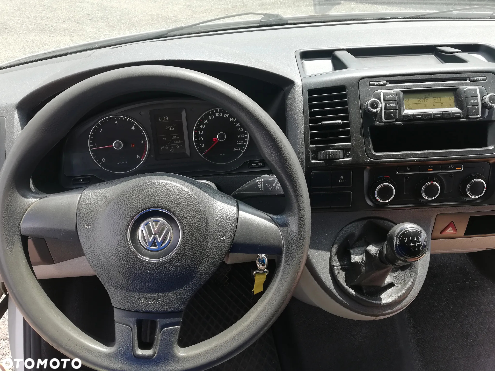 Volkswagen T5 LONG - 14