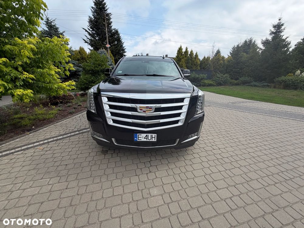 Cadillac Escalade - 7