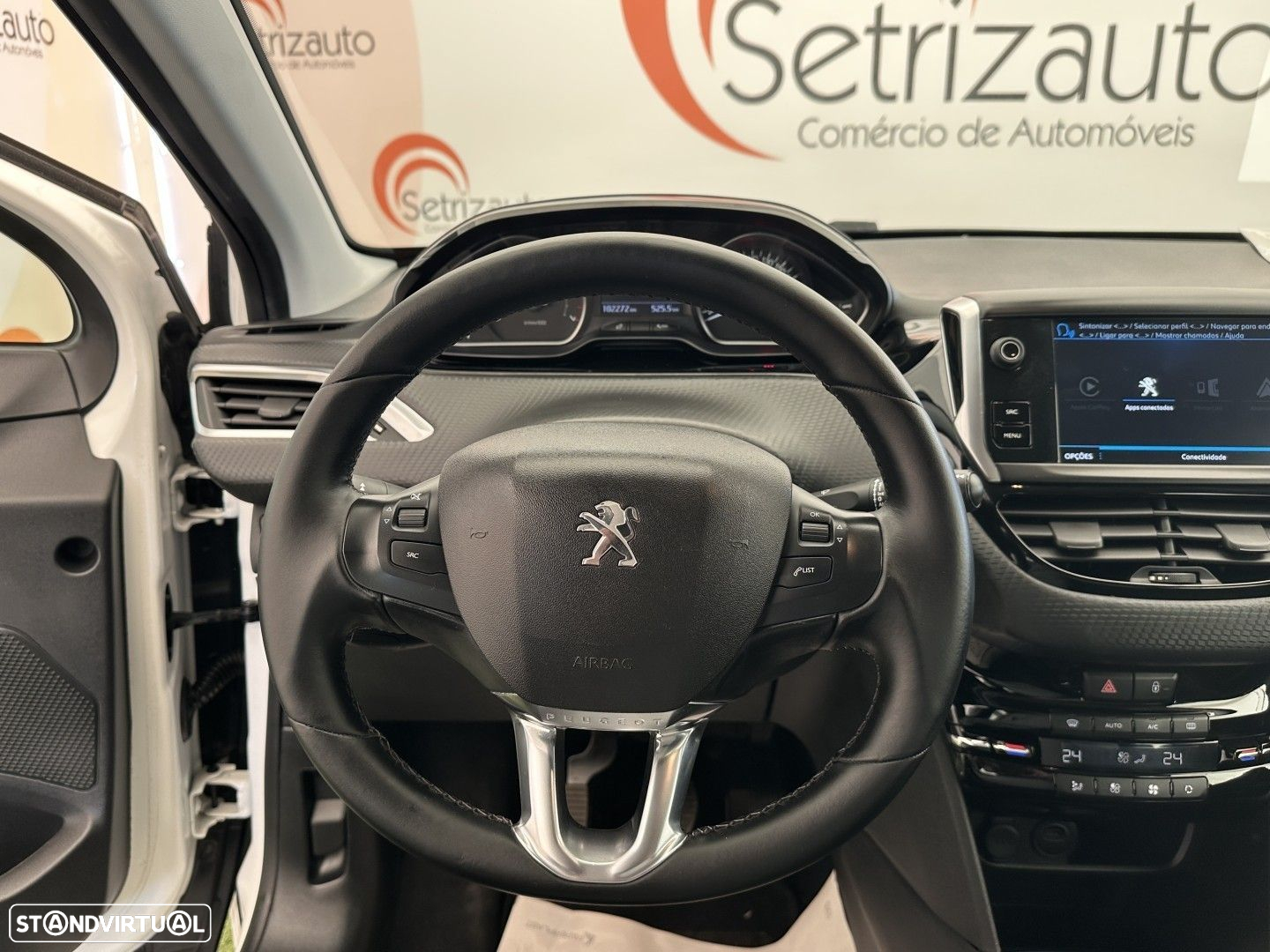 Peugeot 208 1.2 PureTech Allure - 12