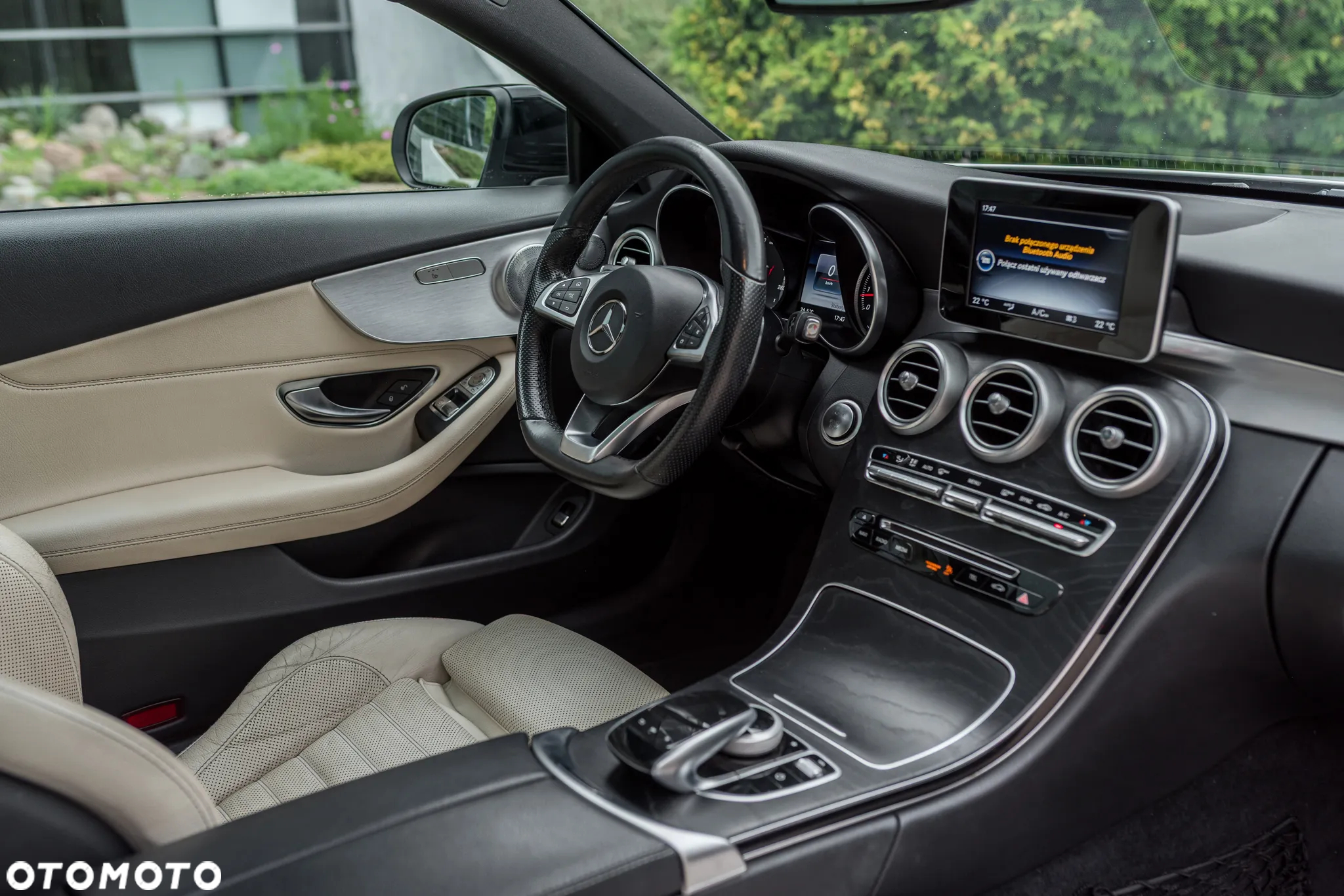 Mercedes-Benz Klasa C 300 7G-TRONIC - 24