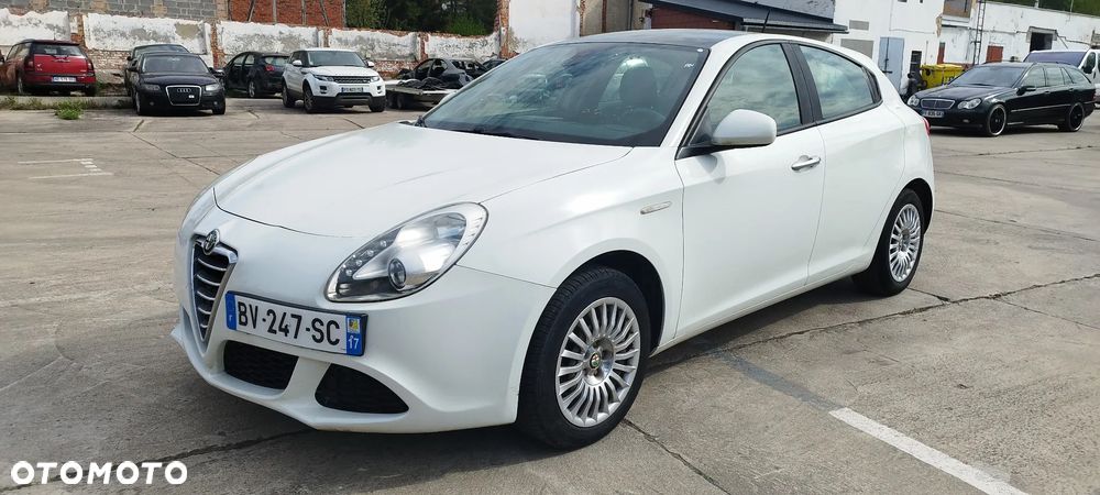 Alfa Romeo Giulietta 1.6 JTDM 16V - 5