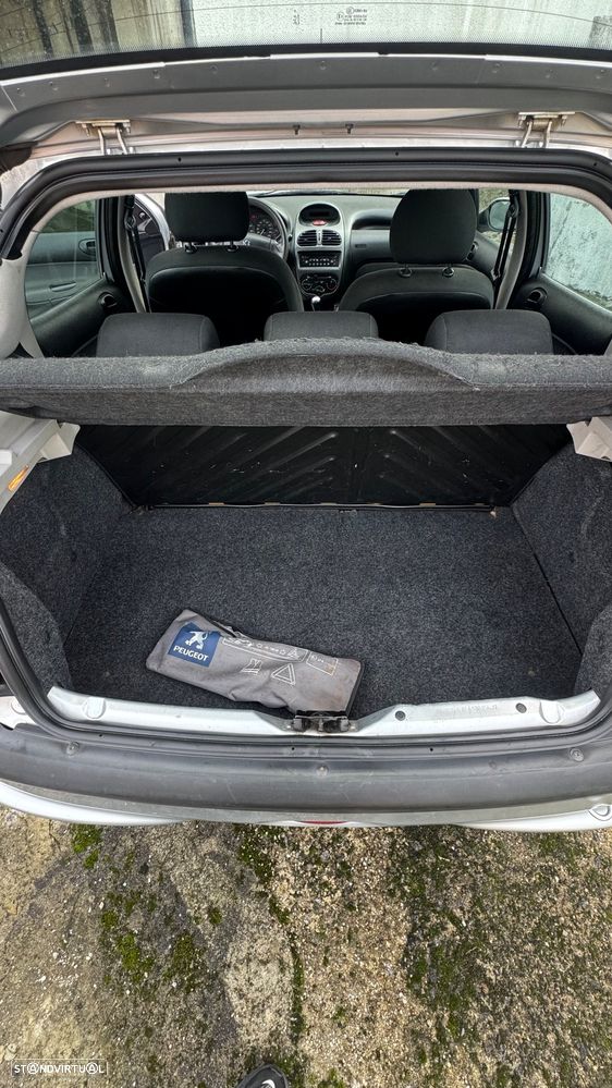 Peugeot 206 1.1 Look II - 17