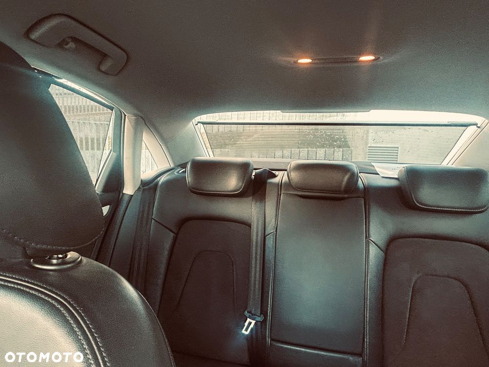 Audi A4 Limousine 1.8 TFSI multitronic S line Sportpaket (plus) - 22