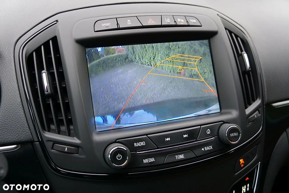 Opel Insignia 2.0 Bi Turbo CDTI 4x4 Country Tourer - 13