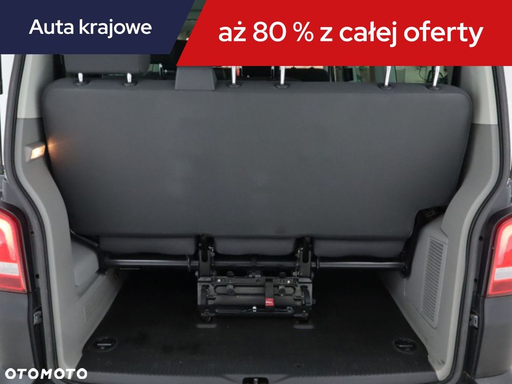 Volkswagen Caravelle - 16