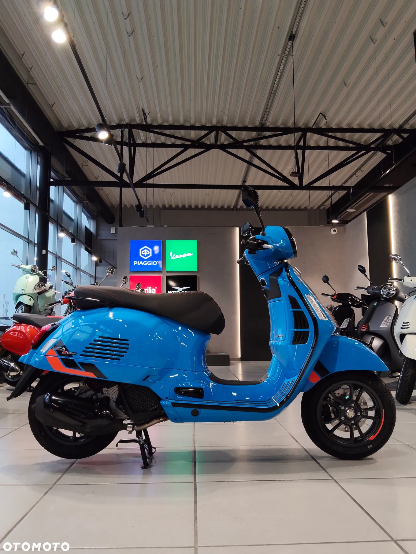 Vespa GTS - 3
