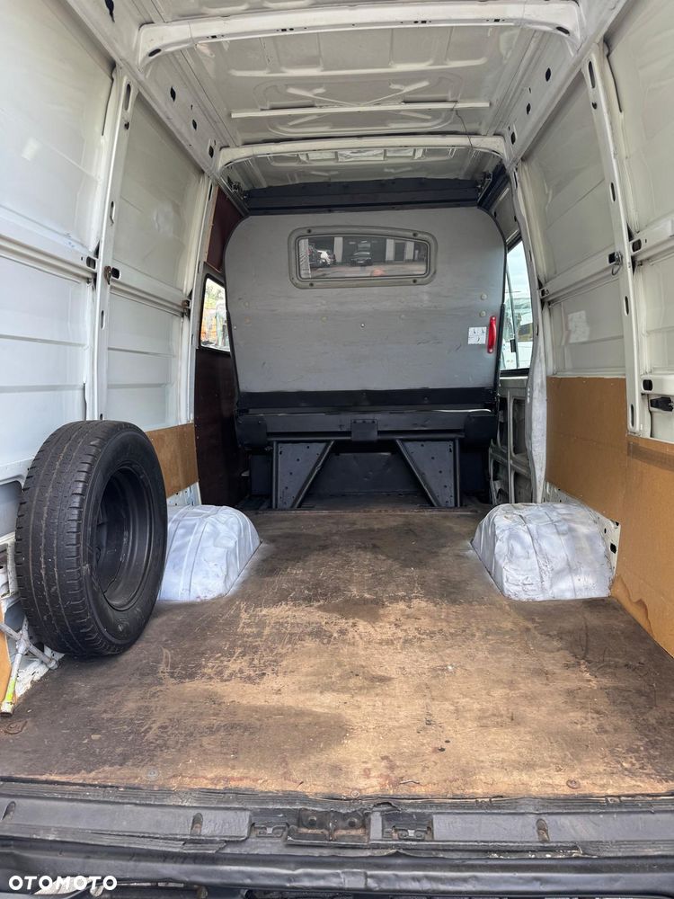 Iveco Daily 2010r. Brygadówka Bliźniak 7 Osobowy Klima 3.5t Na Haku - 10